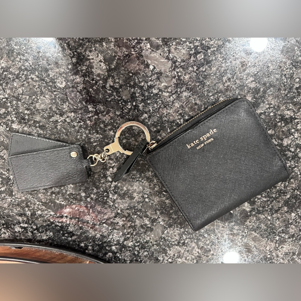 Kate Spade wallet with keychain